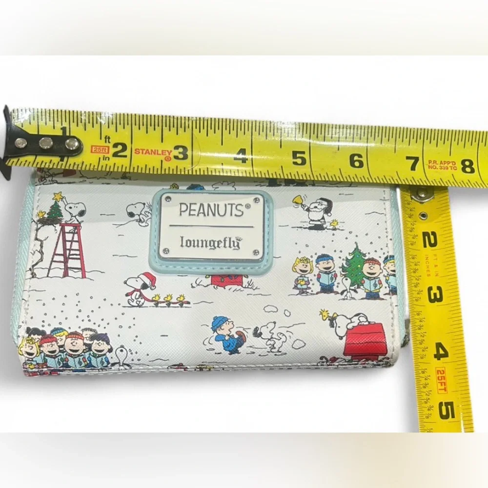 Loungefly Peanuts Snoopy Charlie Brown Zip Around Wallet Continental AOP